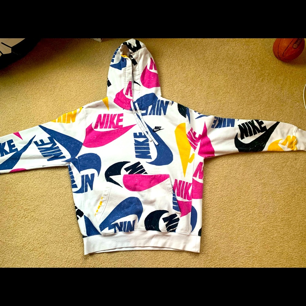 Men's Nike sweatshirt